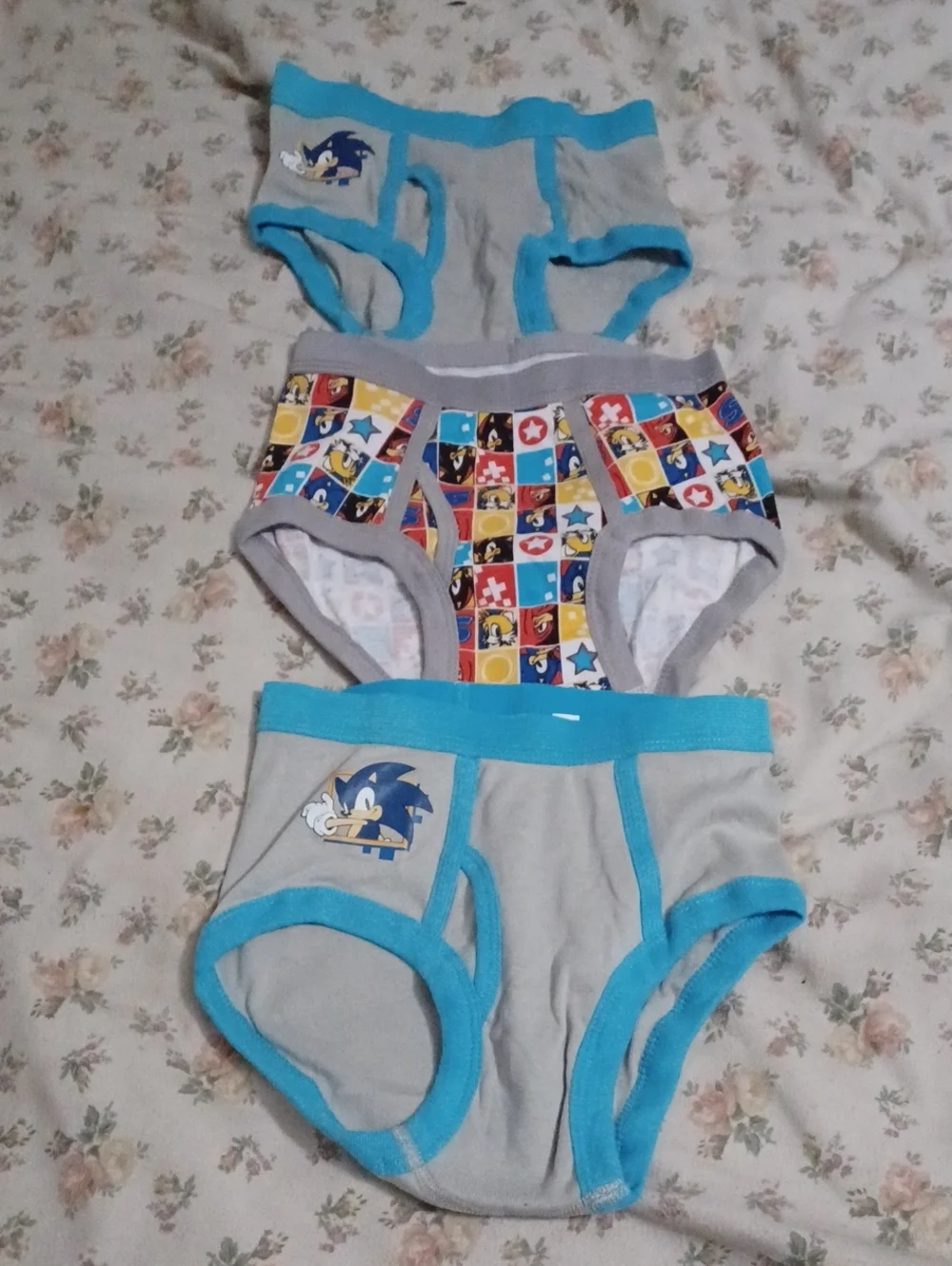 NEW Bundle Of 15 Sonic The Hedgehog Boys Briefs Underwear Size 8